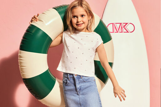 Kids around Outlet