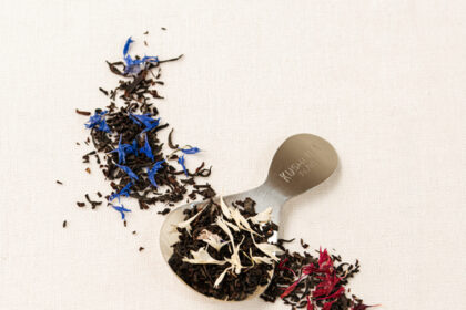 https://www.onenation.fr/wp-content/uploads/2025/03/Kusmi-Tea-One-Nation-Paris-Outlet_2.jpg