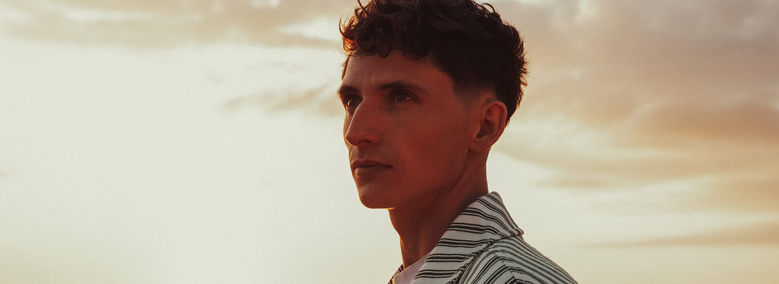 Victorien en showcase et dédicace